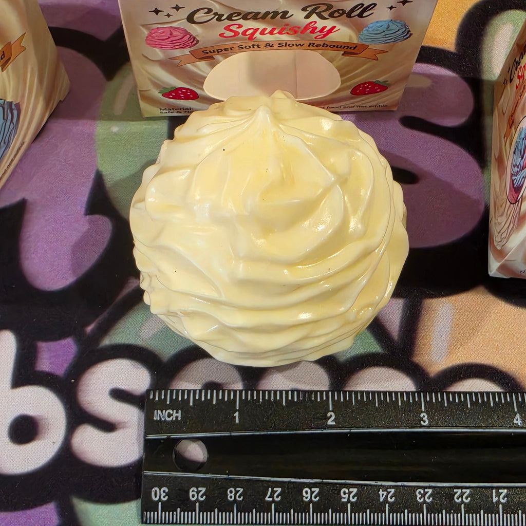 Crunchy Creamroll Squishy - 1pc (Cream)