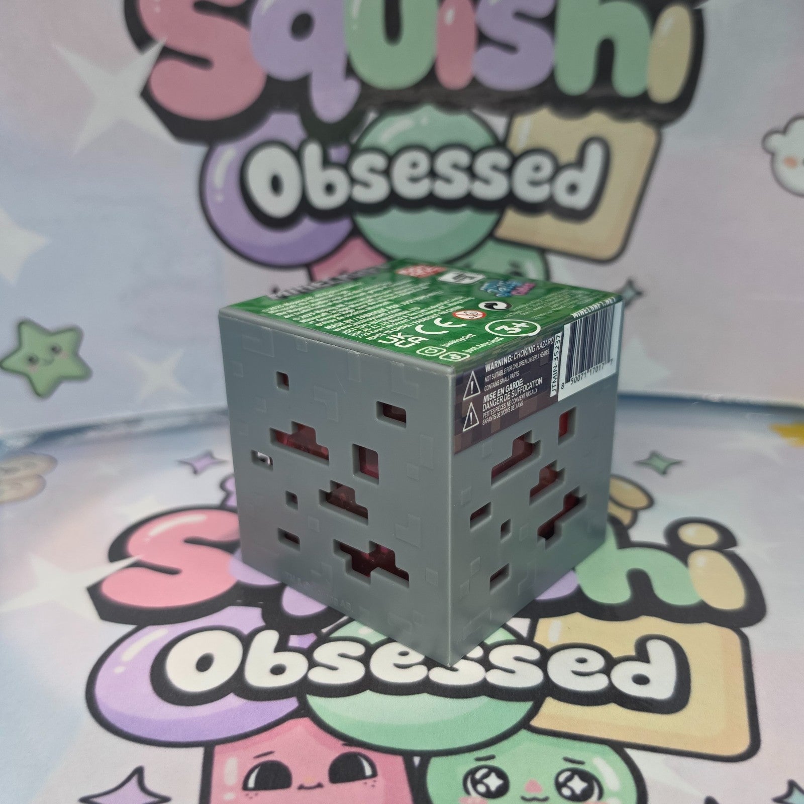 100% AUTHENTIC MINECRAFT Redstone Ore Jelly Cubes Squishy by Just Toys *RED* 1pc3