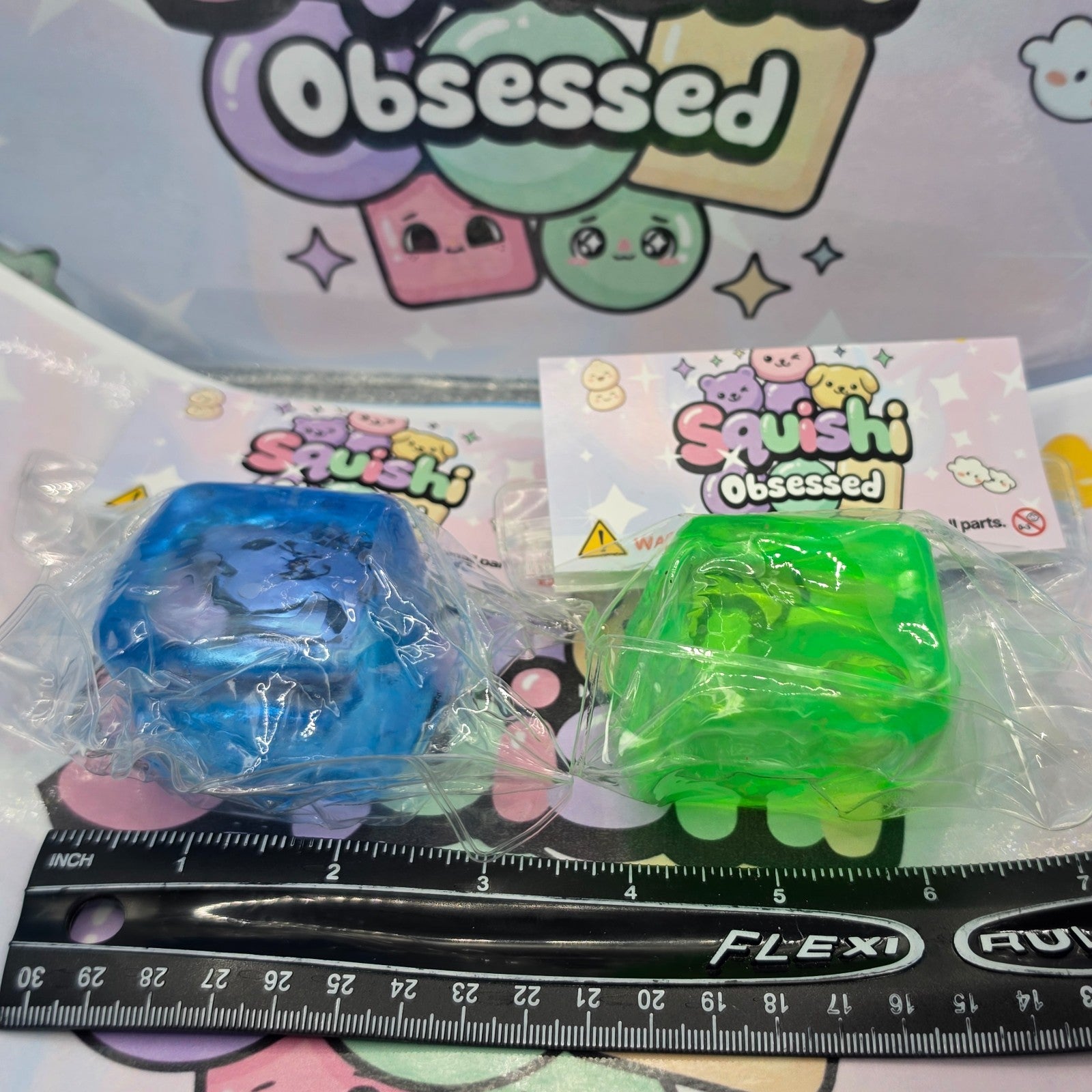 Squishi Obsessed Ultra Satisfying 4-Pack Moldable Gel Filled Cube Squishy!1
