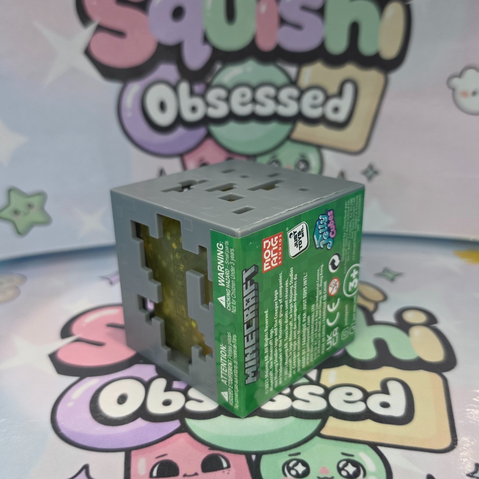 100% AUTHENTIC MINECRAFT Glowstone Jelly Cubes Squishy by Just Toys *YELLOW* 1pc2